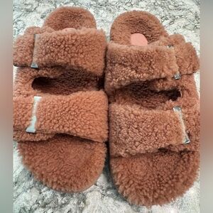 NWT Alexander McQueen Teddy bear Sandals